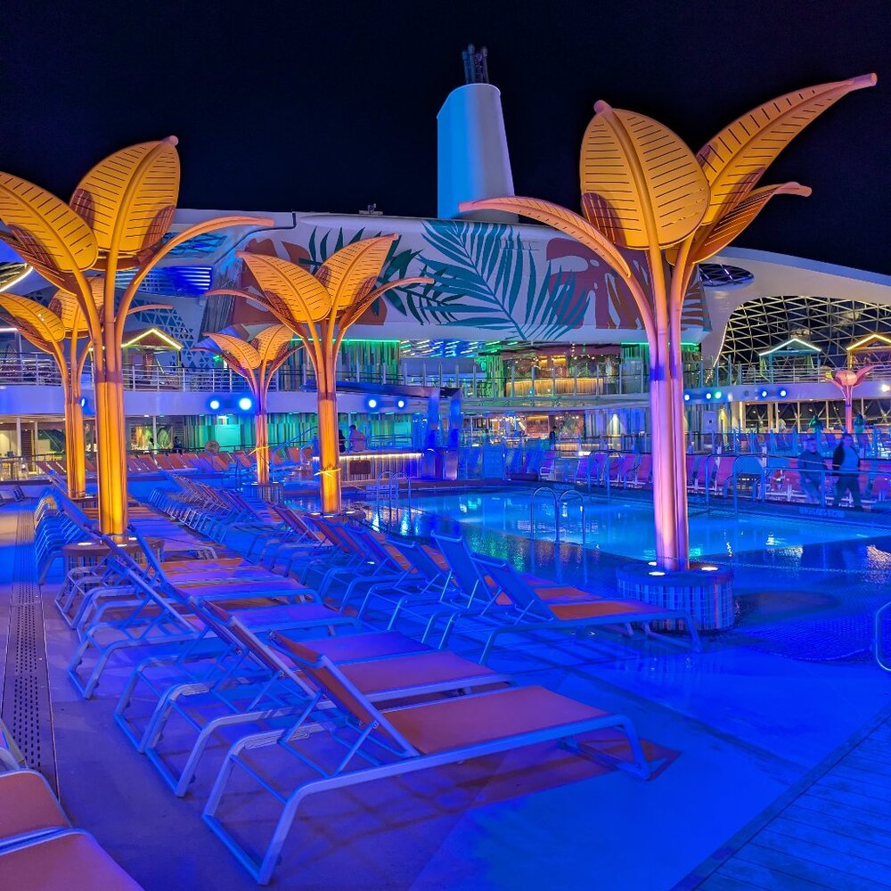 Meet your Posher, Corby